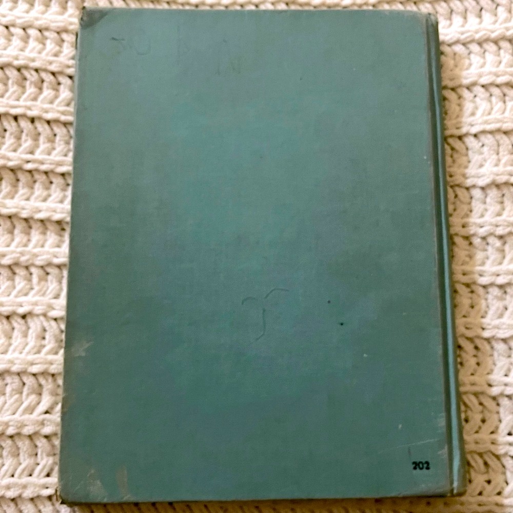 🌎Vintage My World of Neighbors Catholic Children Picture Hardback Cloth Book🌎 - Picture 4 of 16